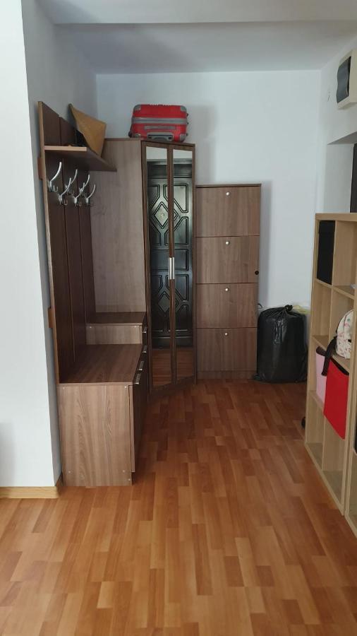 Apartament Tokyo Boekarest Buitenkant foto