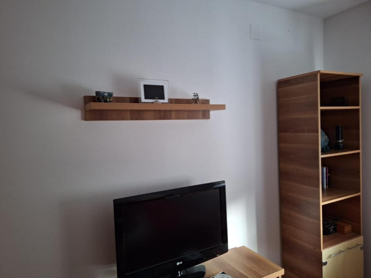 Apartament Tokyo Boekarest Buitenkant foto