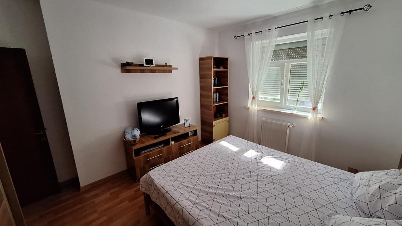 Apartament Tokyo Boekarest Buitenkant foto